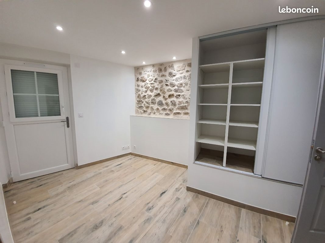 Appartement à louer, 41m², Saint-Julien-Molin-Molette
