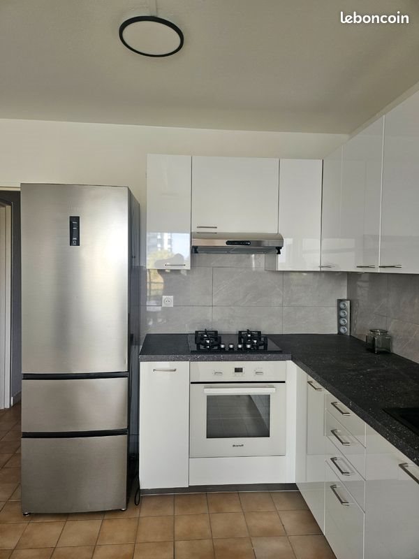 Appartement à louer, 78m², Massy