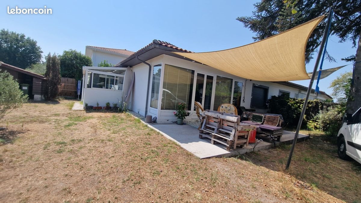 Maison à louer, 60m², Salles