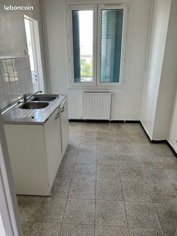 Appartement à louer, 72m², Orange
