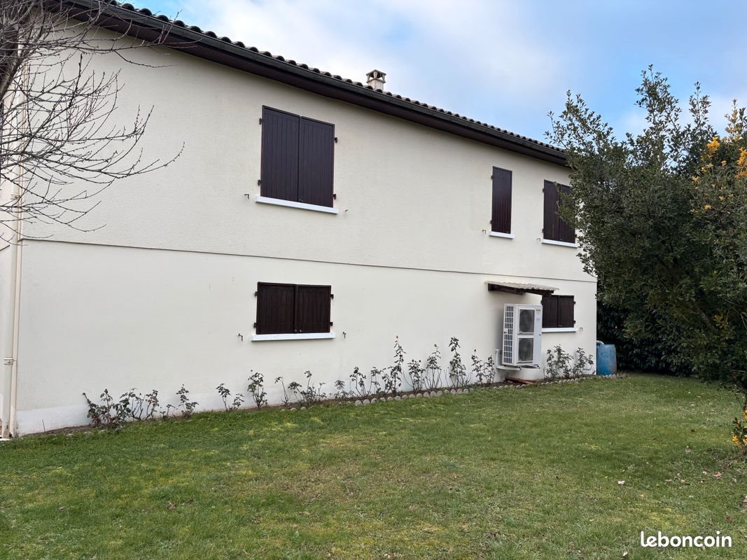 Maison à vendre, 105m², Chassenon