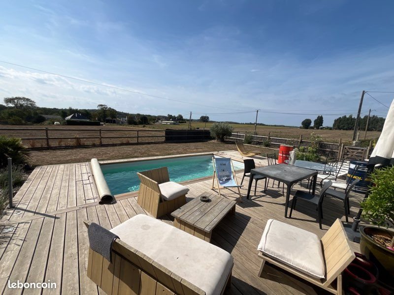 Maison à louer, 180m², Locqueltas