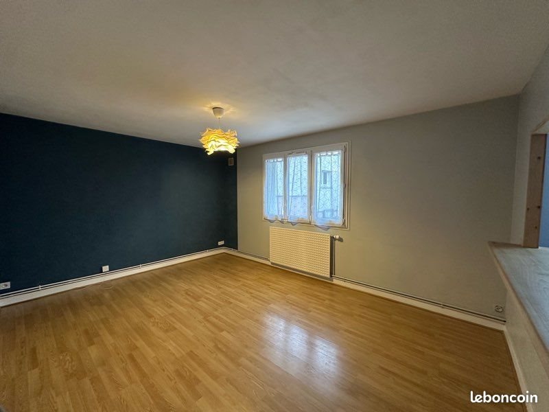 Appartement à louer, 81m², Saint-Georges-sur-Baulche