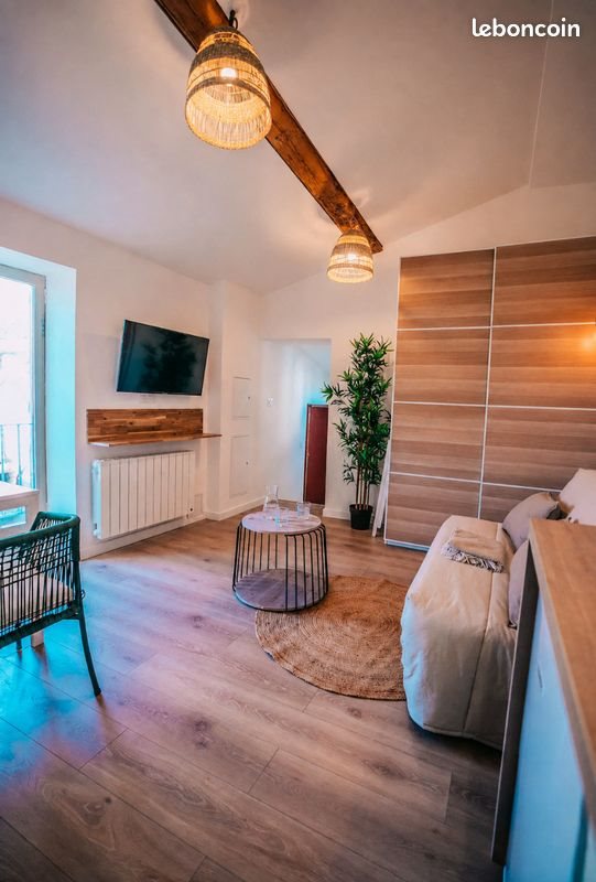 Appartement à louer, 20m², Nîmes