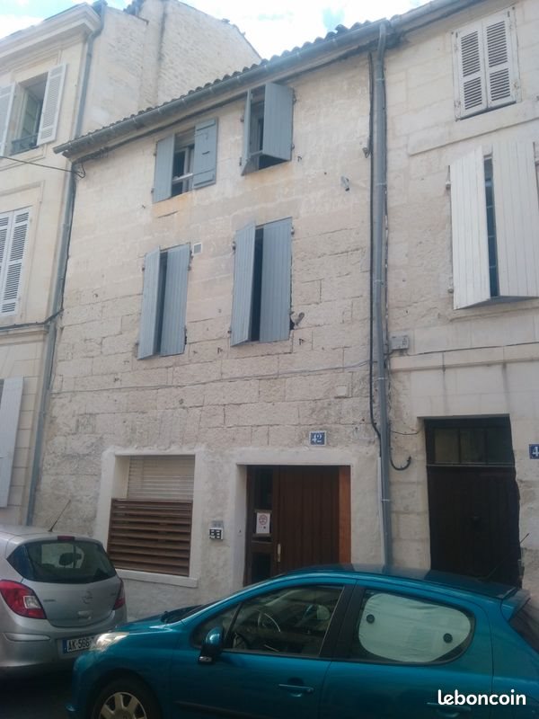 Appartement à louer, 38m², Saintes