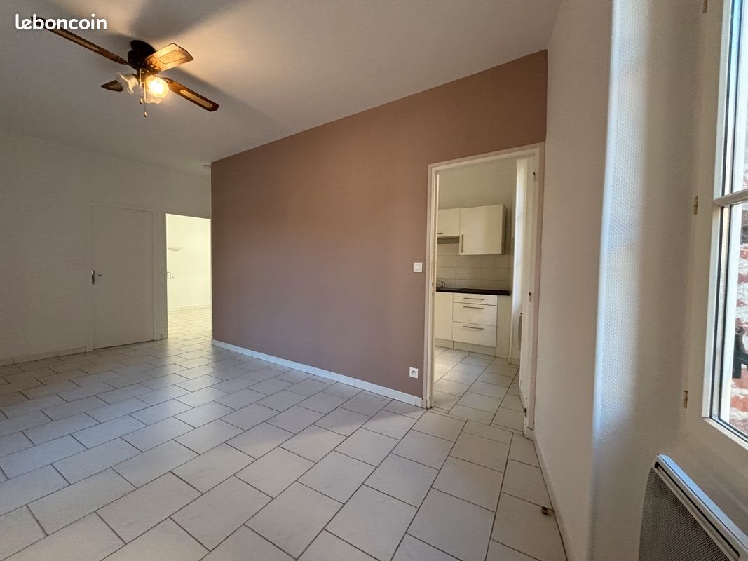 Appartement à louer, 44m², Caussade