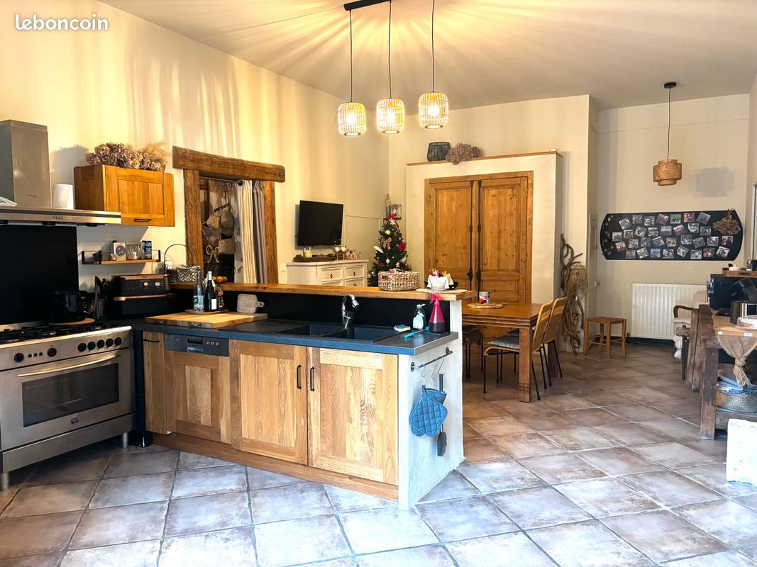 Maison à vendre, 600m², Montouliers