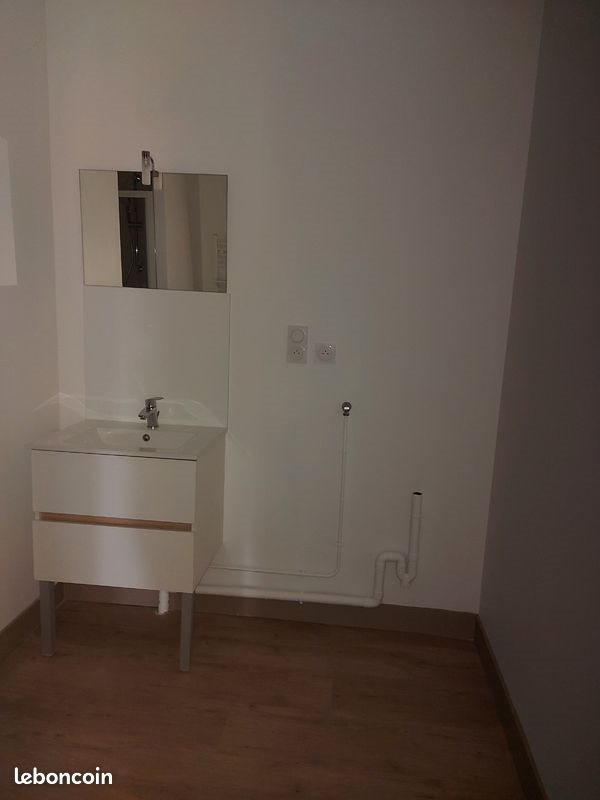 Appartement à louer, 59m², Rochechouart
