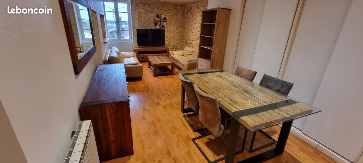 Appartement à louer, 70m², Rochefort