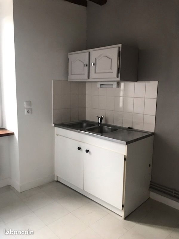 Appartement à louer, 40m², Saint-Lubin-des-Joncherets