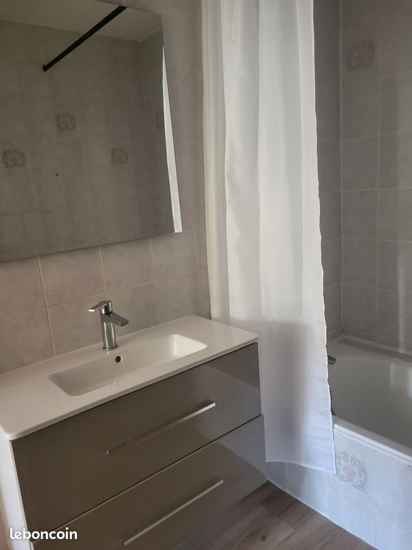 Maison à louer, 84m², Ingré