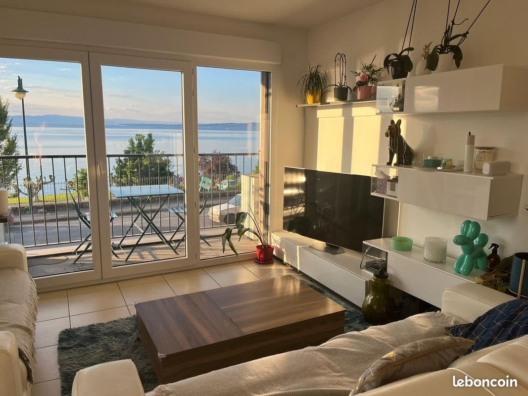 Appartement à louer, 78m², Evian-les-Bains
