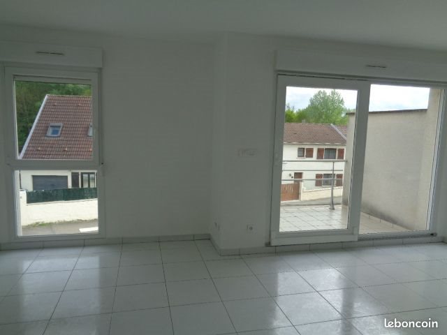 Appartement à louer, 84m², Custines