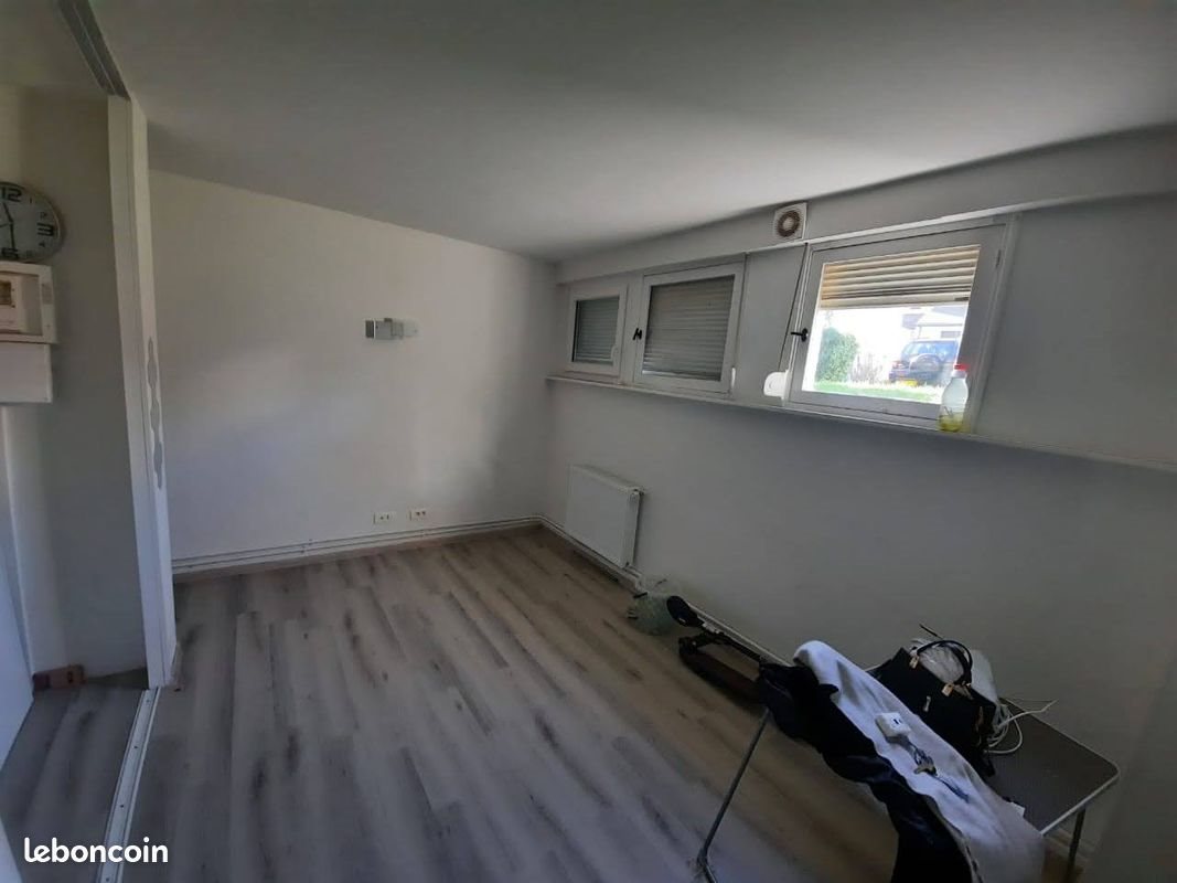 Appartement à louer, 13m², Saint-Nom-la-Bretèche