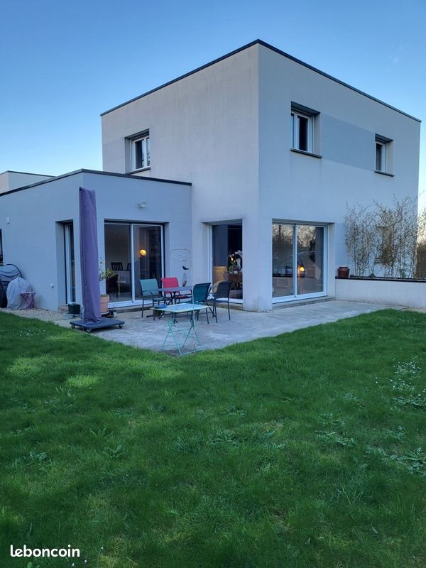 Maison à louer, 130m², Plourhan