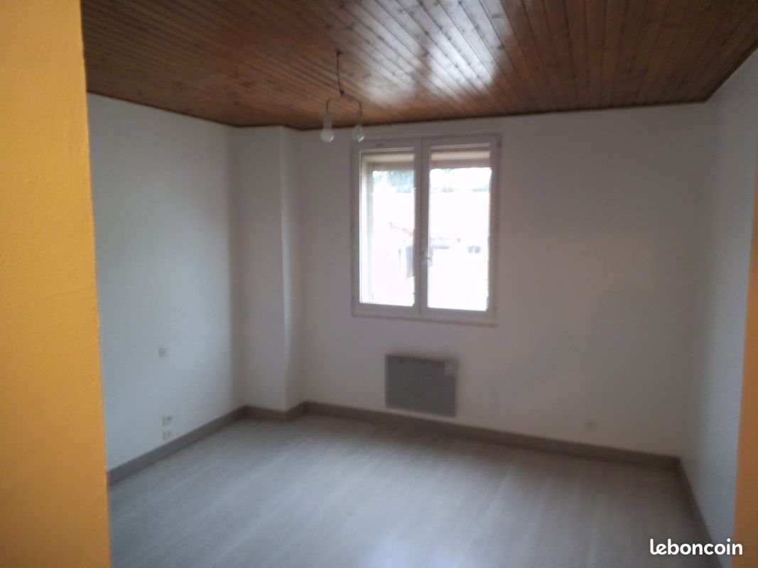 Appartement à louer, 57m², Valdahon