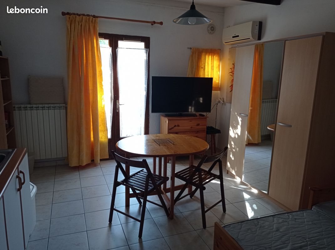 Appartement à louer, 25m², Marignane