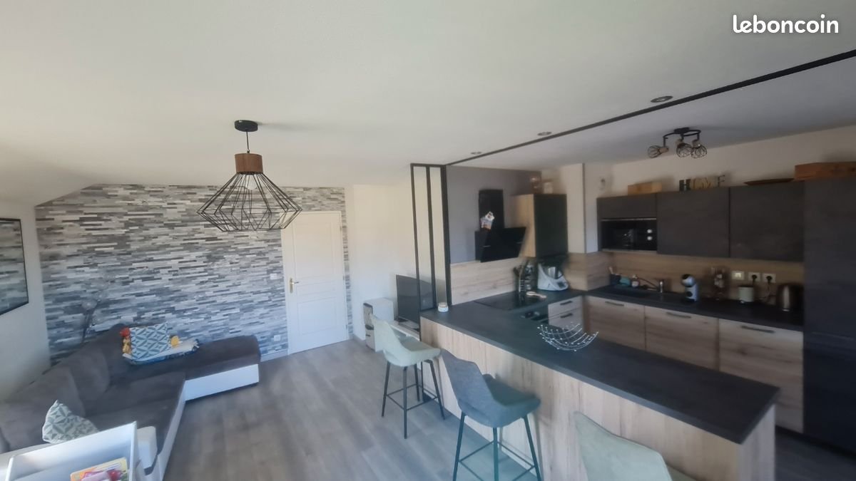Appartement à louer, 69m², Les Fins