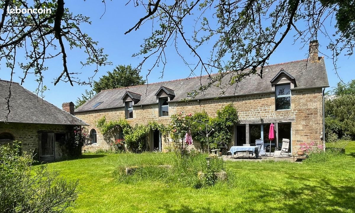 Maison à vendre, 220m², Fougères