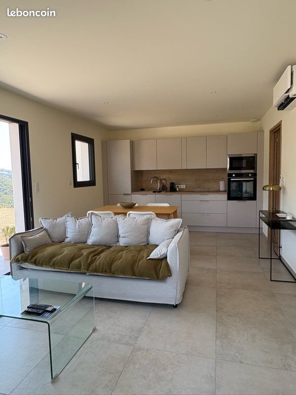 Appartement à louer, 60m², Peri