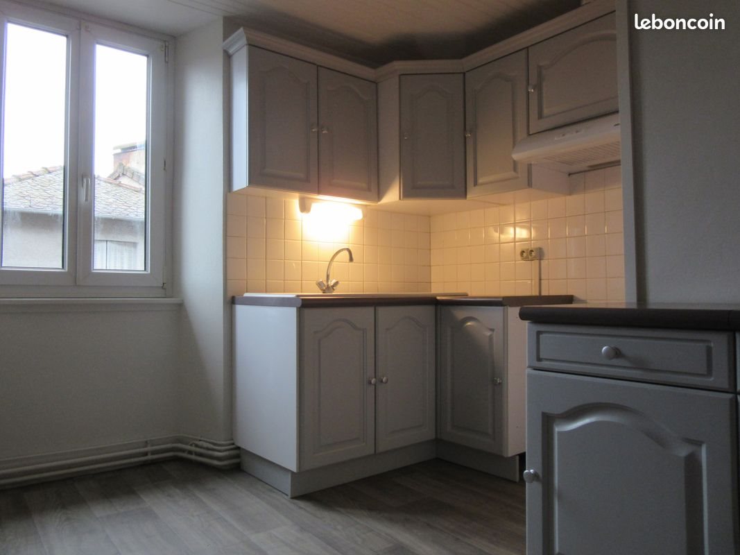 Appartement à louer, 70m², Polminhac
