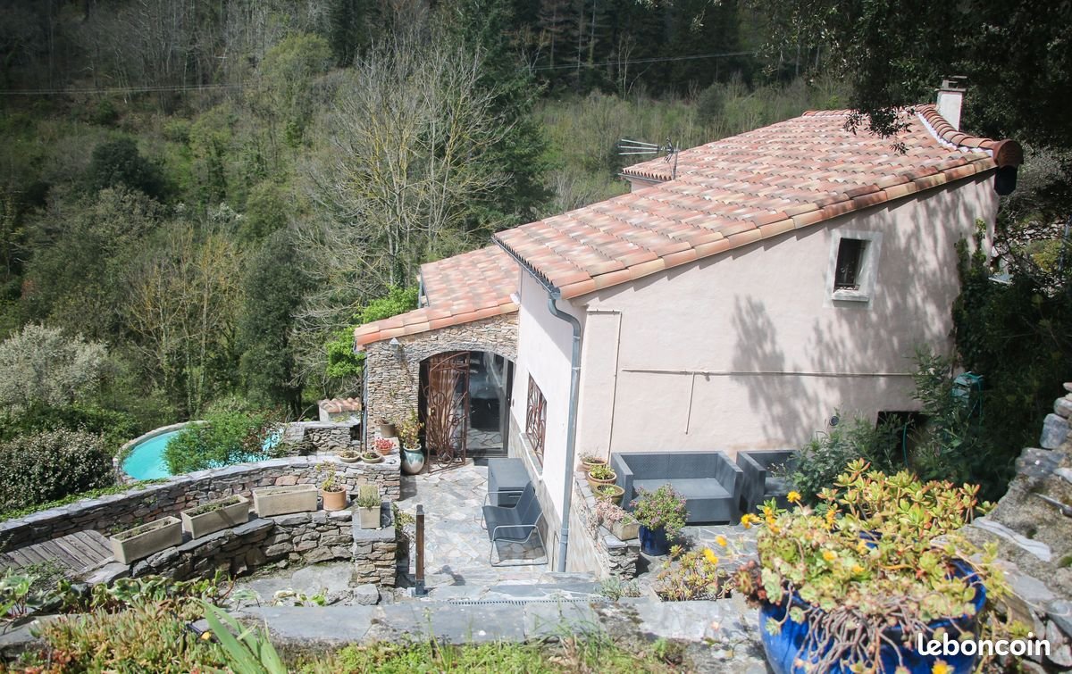 Maison à vendre, 267m², Saint-Pons-de-Thomières