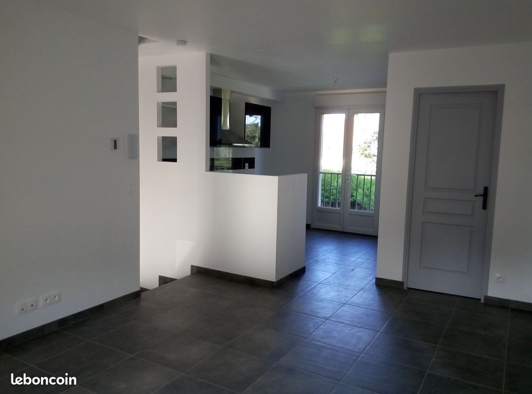 Maison à louer, 65m², La Verrière