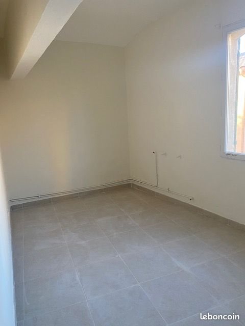 Appartement à louer, 67m², Aimargues