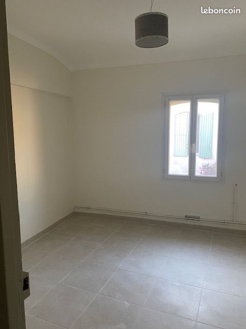 Appartement à louer, 67m², Aimargues