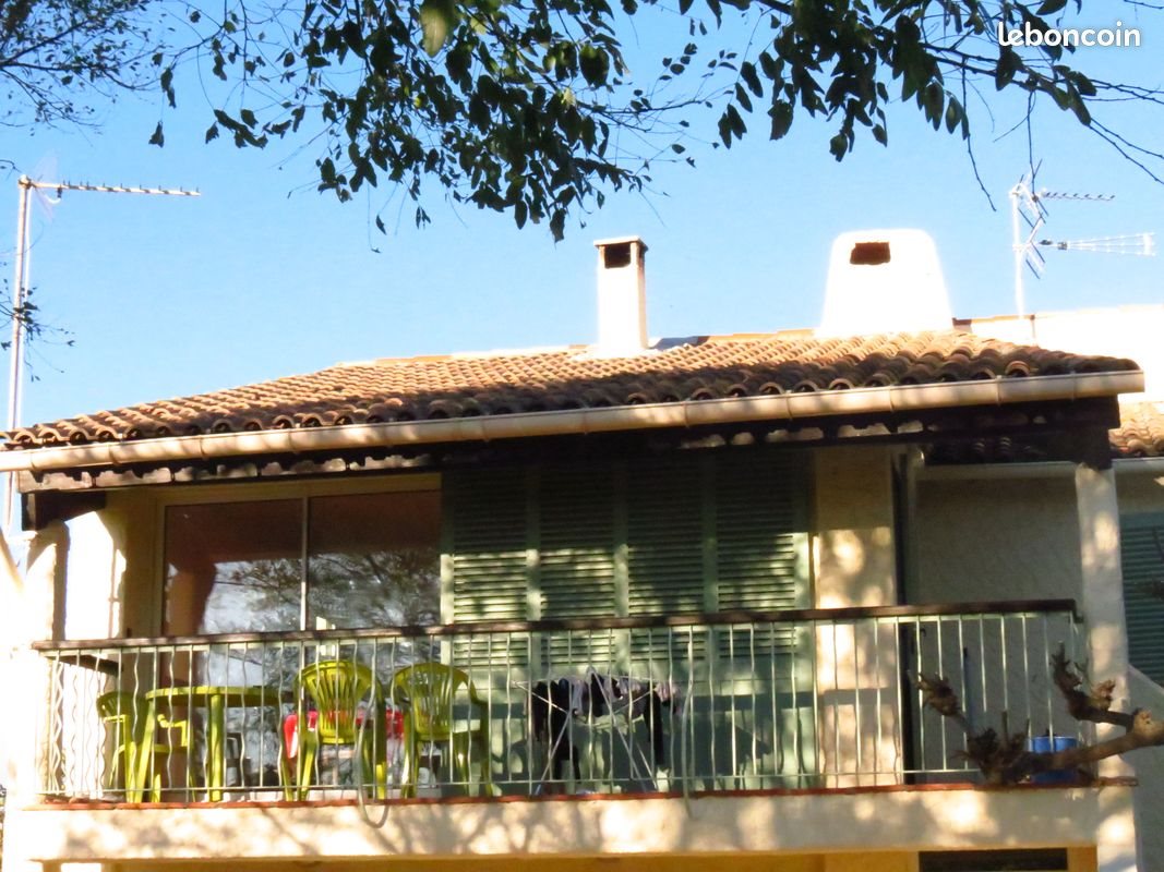 Appartement à louer, 70m², Vénéjan