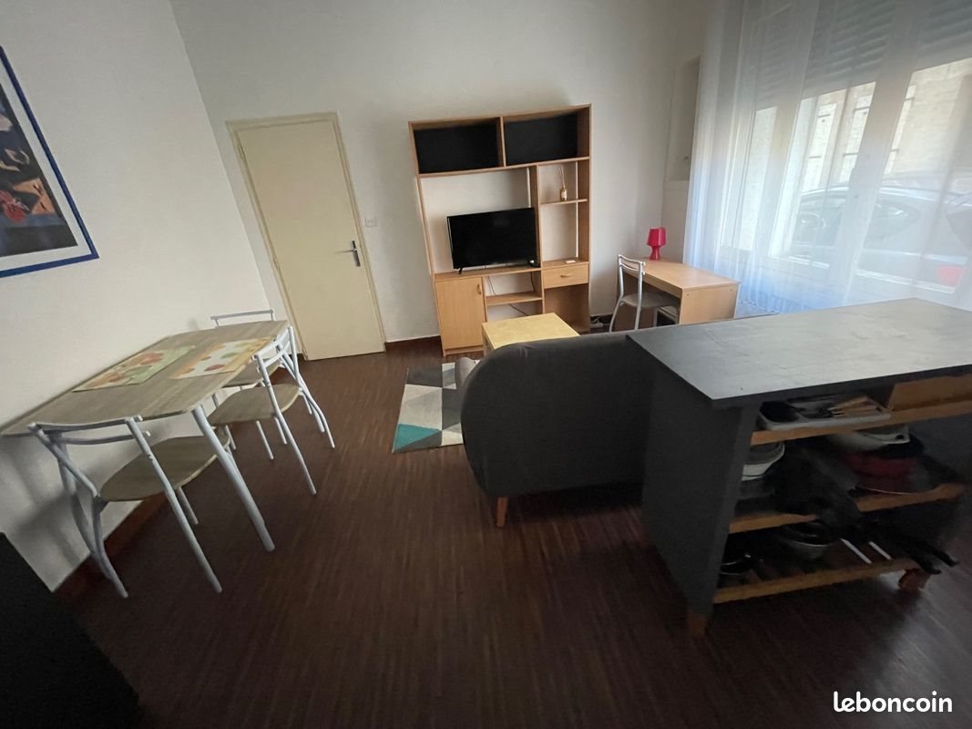 Appartement à louer, 29m², Niort