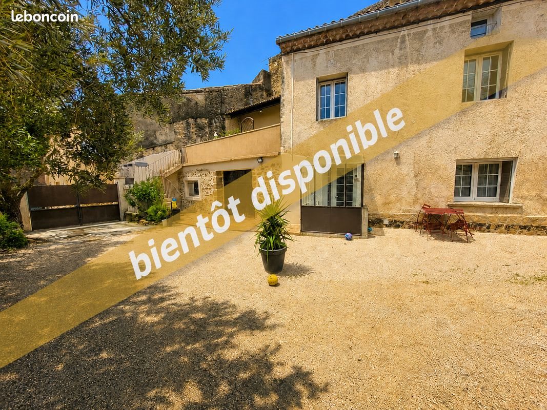 Maison à louer, 140m², Courthézon