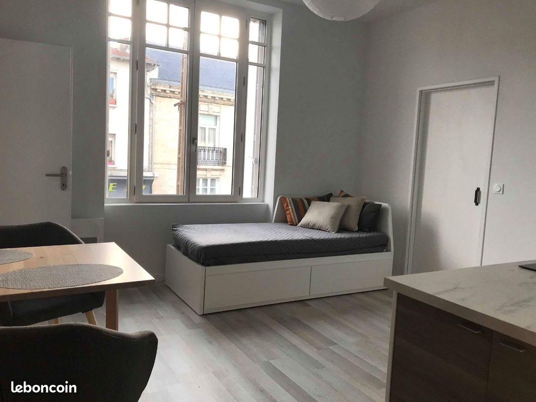Appartement à louer, 28m², La Rochelle