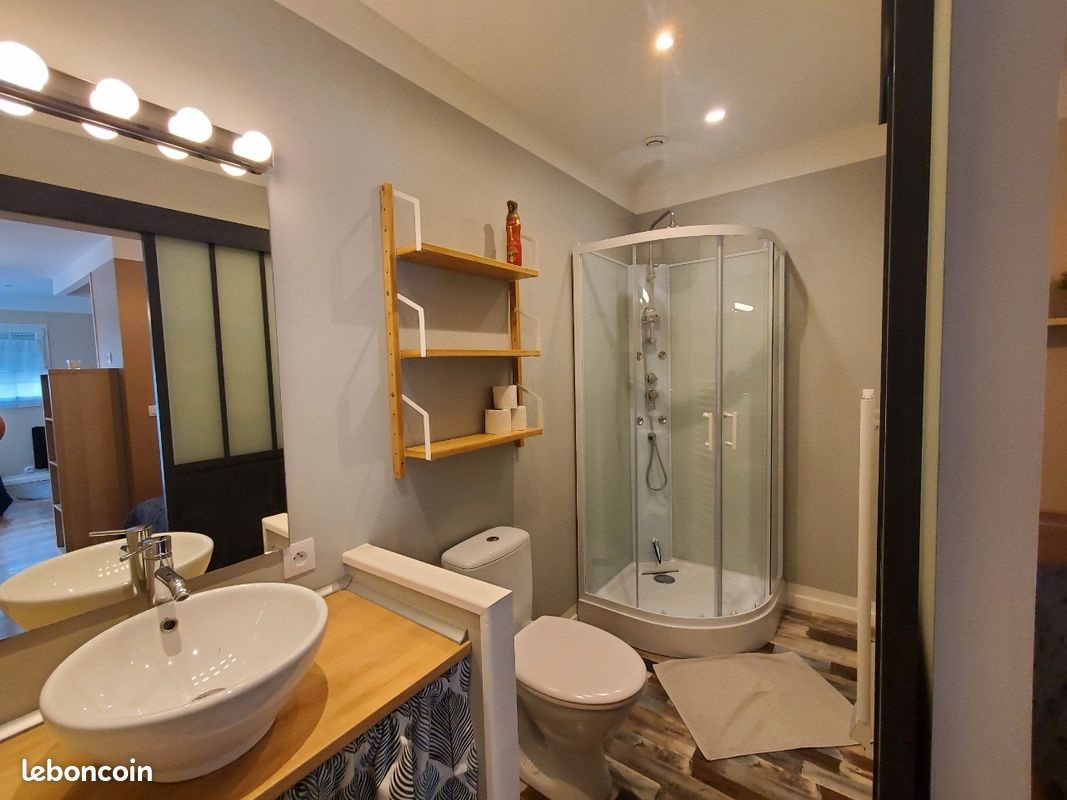 Appartement à louer, 30m², Saintes