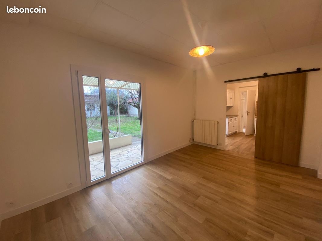 Appartement à louer, 67m², Bordeaux