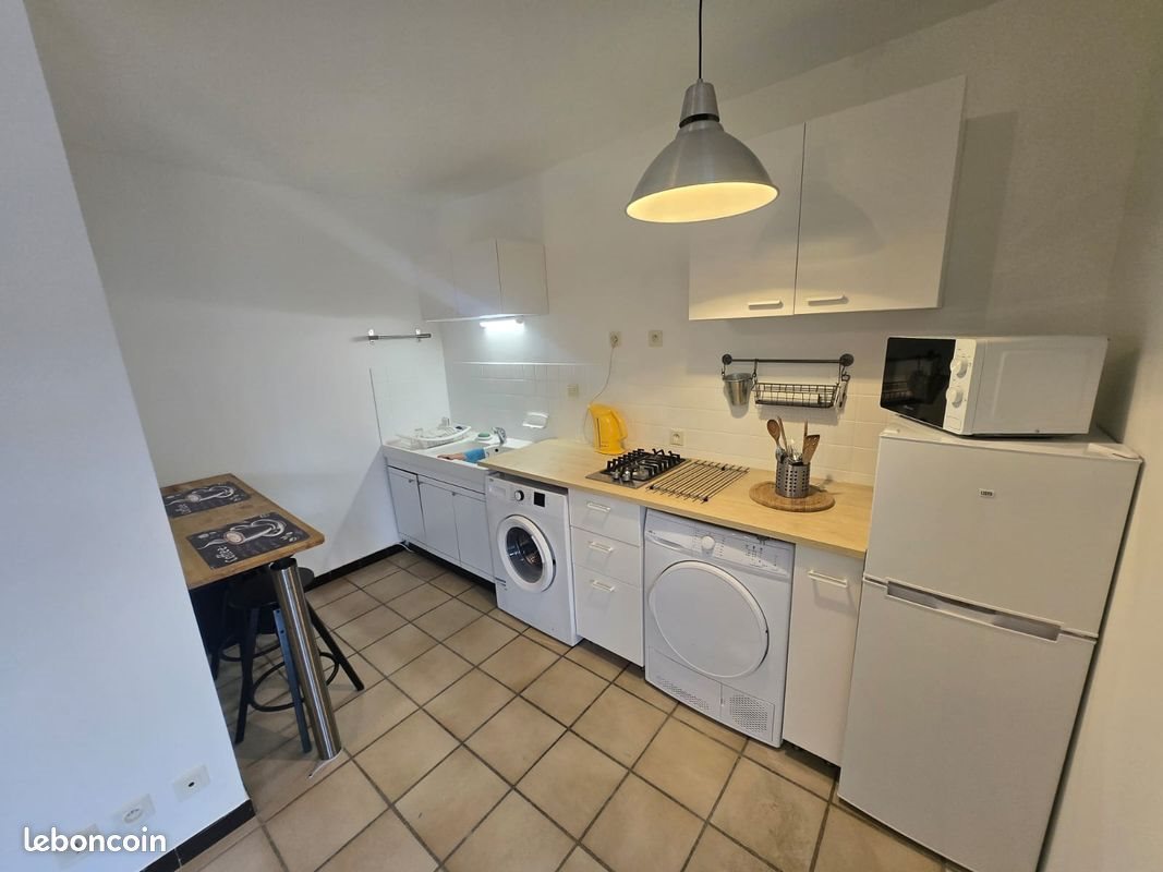 Appartement à louer, 23m², Saint-Etienne
