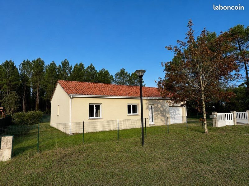 Maison à louer, 92m², Luxey