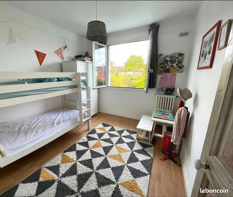 Maison à louer, 120m², Suresnes