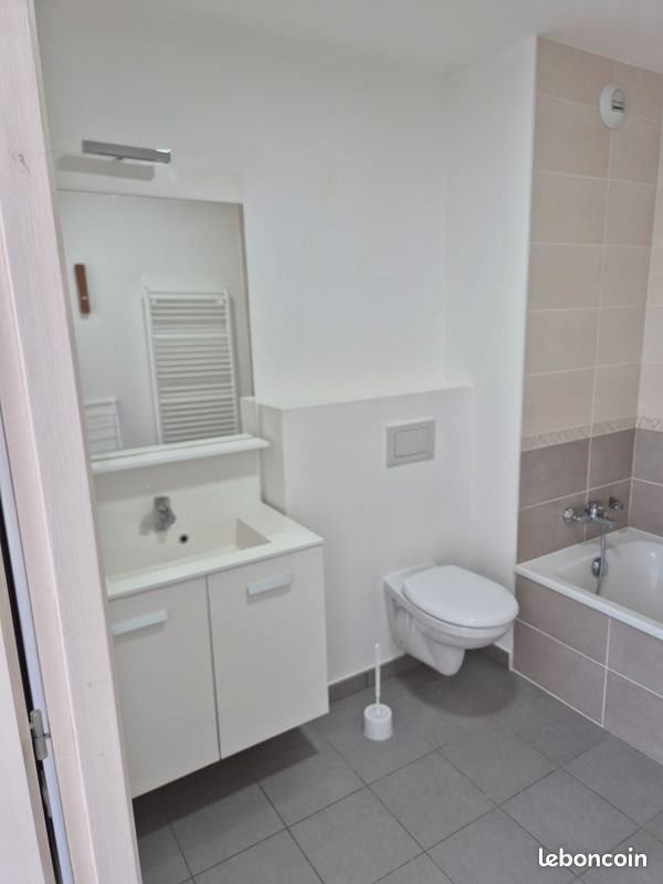 Appartement à louer, 33m², Viry
