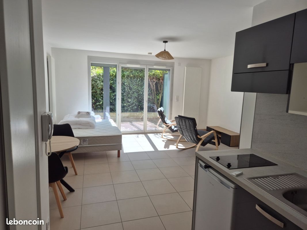 Appartement à louer, 33m², Viry