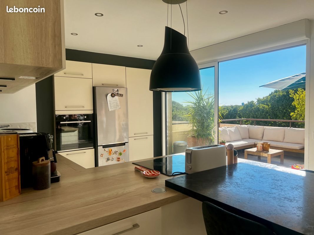 Appartement à louer, 75m², Nîmes