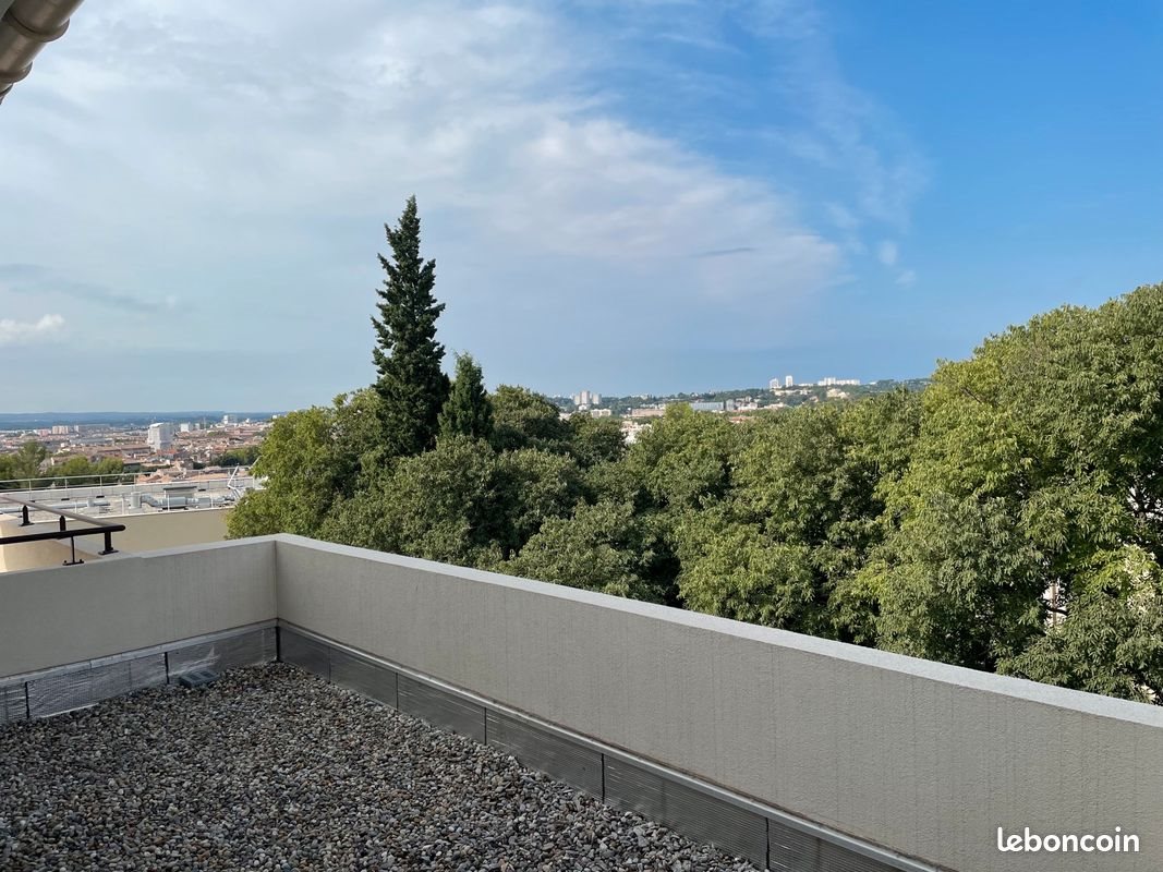 Appartement à louer, 75m², Nîmes