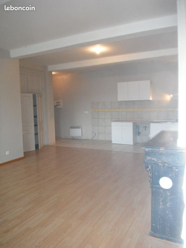 Appartement à louer, 69m², Vérin