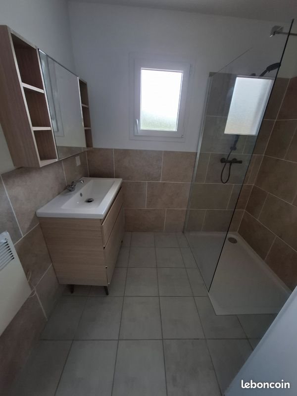 Maison à louer, 90m², Seissan
