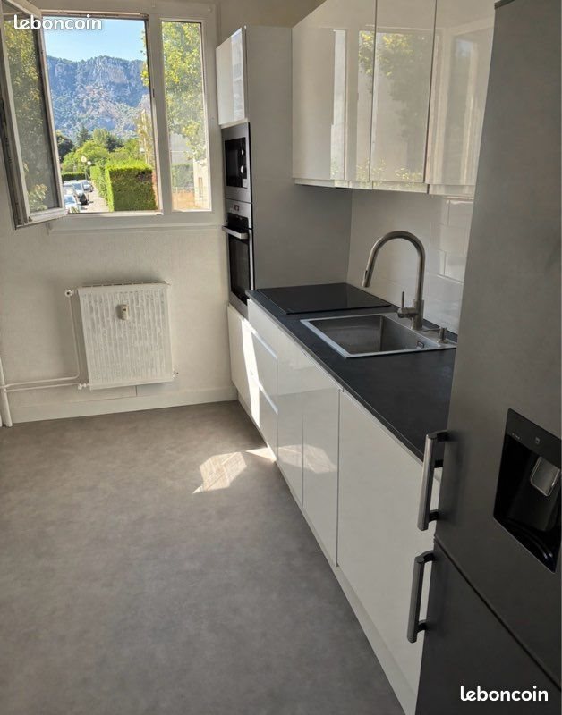 Appartement à louer, 64m², Guilherand-Granges