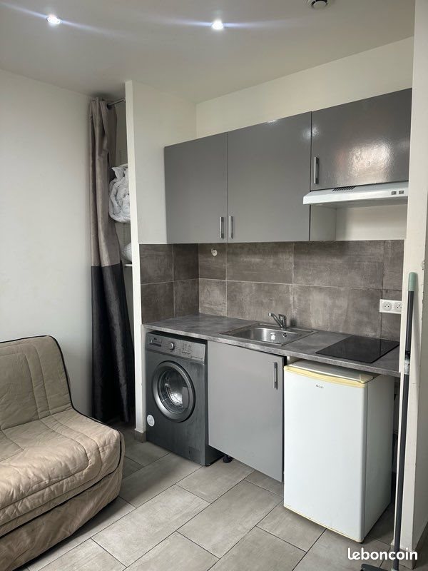 Appartement à louer, 17m², Vallauris