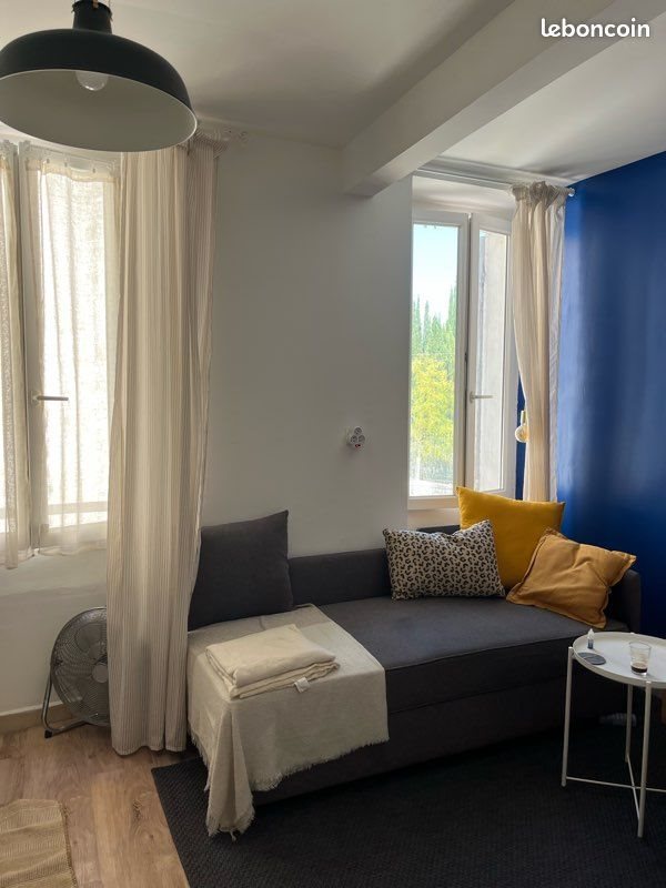 Appartement à louer, 27m², Marseille 8ème