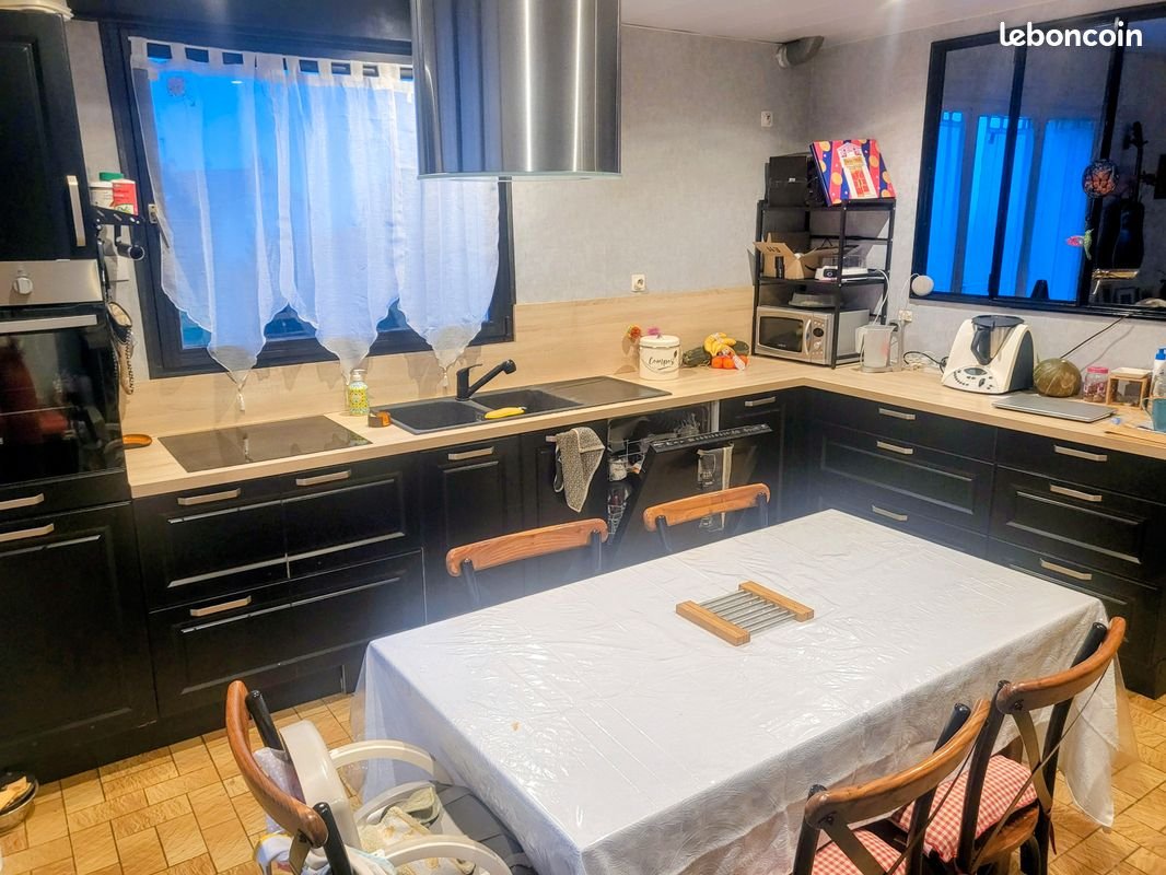 Maison à louer, 205m², Saulces-Monclin