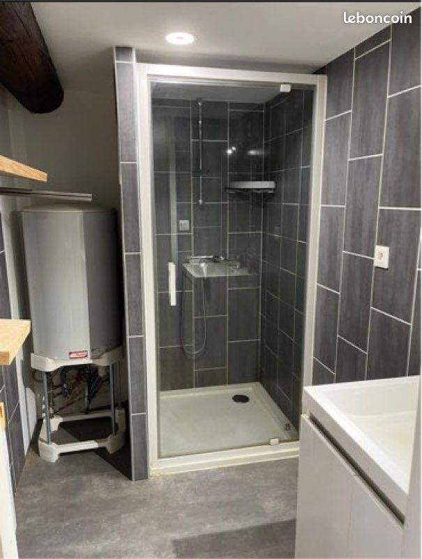 Appartement à louer, 47m², Nîmes