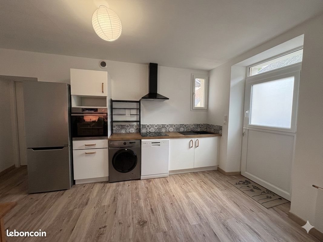 Maison à louer, 50m², Neuillé-Pont-Pierre